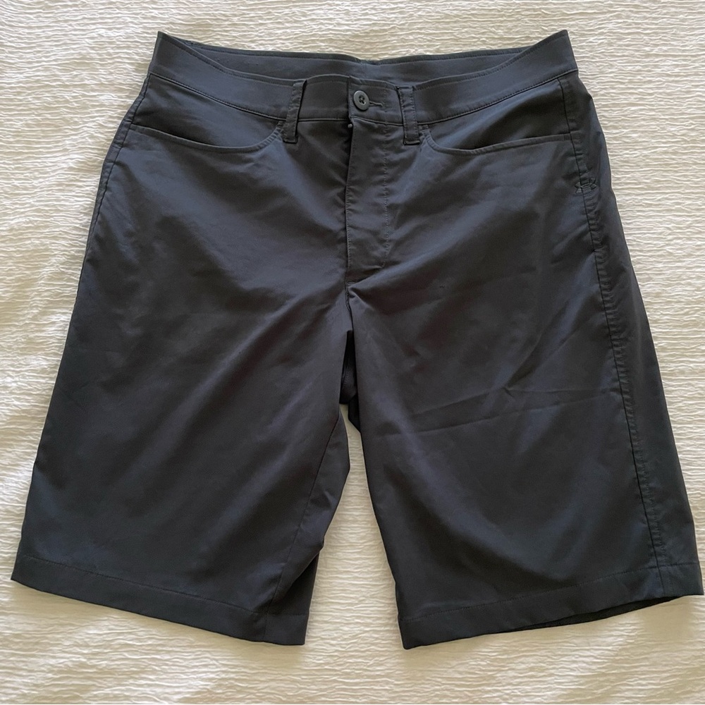 Under Armour Men's Charcoal Flat Front Shorts